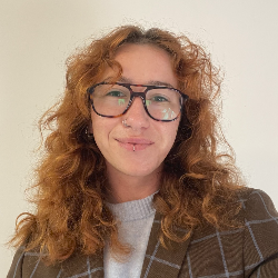 Photo of Phoebe Bisnoff, Project Manager, CALSTART