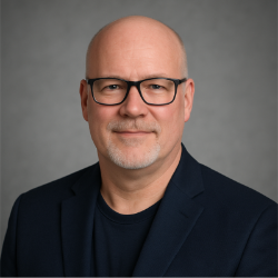 Photo of Sean Carlin, PhD, Senior Vice President, Scientific Strategy, Perceptive Inc.