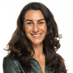 Photo of Ariana Chehrazi, Senior Vice President, Commercial & Healthcare Partnerships, Midi Health