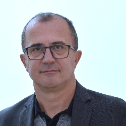 Photo of Robert Dominko, PhD, Lab Head, Materials Chemistry, National Institute of Chemistry