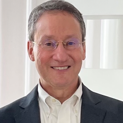 Photo of Ken Getz, Executive Director and Professor, Tufts Center for the Study of Drug Development, Tufts University School of Medicine