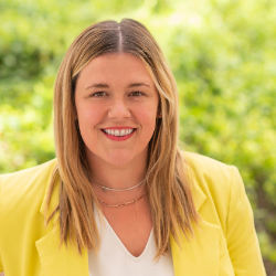 Photo of Alissa Hanna, Director, Patient Engagement, Edwards Lifesciences , Director , Patient Engagement , Edwards Lifesciences