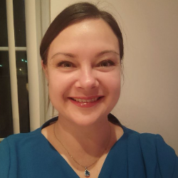 Photo of Julia Movshovich, Associate Director, Global TA Lead for I&I and Rare Disease portfolio, Data Surveillance, R&D Clinical Development & Operations (CD&O), Clinical Data Sciences & Information Management, Pfizer