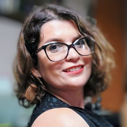 Photo of Aline de Almeida Oliveira, PhD, Competitive Intelligence Office (AICOM), Bio-Manguinhos/Fiocruz, Brazil , Competitive Intellligence Office (AICOM) , Bio-Manguinhos/Fiocruz