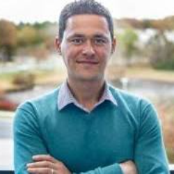 Photo of Luis Santos, PhD, Senior Director, Non-Viral Delivery, mRNA & LNP Product Development, Prime Medicine Inc. , Senior Director , Non-Viral Delivery, mRNA & LNP Product Development , Prime Medicine Inc