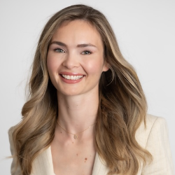 Photo of Anna Steve, MD, FRCSC, Neinstein Plastic Surgery