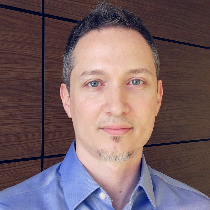 Photo of Ioannis Vlachos, PhD, Director, Spatial Technologies, Beth Israel Deaconess Medical Center; Assistant Professor, Pathology, Harvard Medical School; Associate Member, Broad Institute of MIT & Harvard