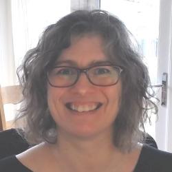 Photo of Linda White, Associate Director, Risk-Based Quality Management, Jazz Pharmaceuticals